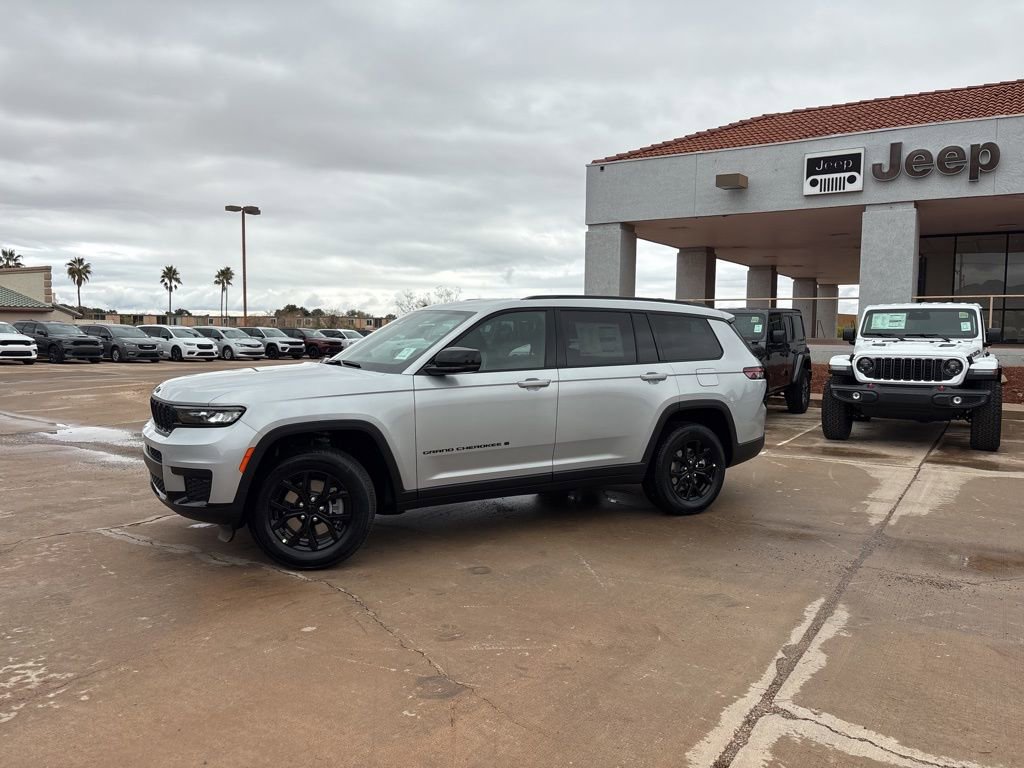 New 2025 Jeep Grand Cherokee L Altitude image 1