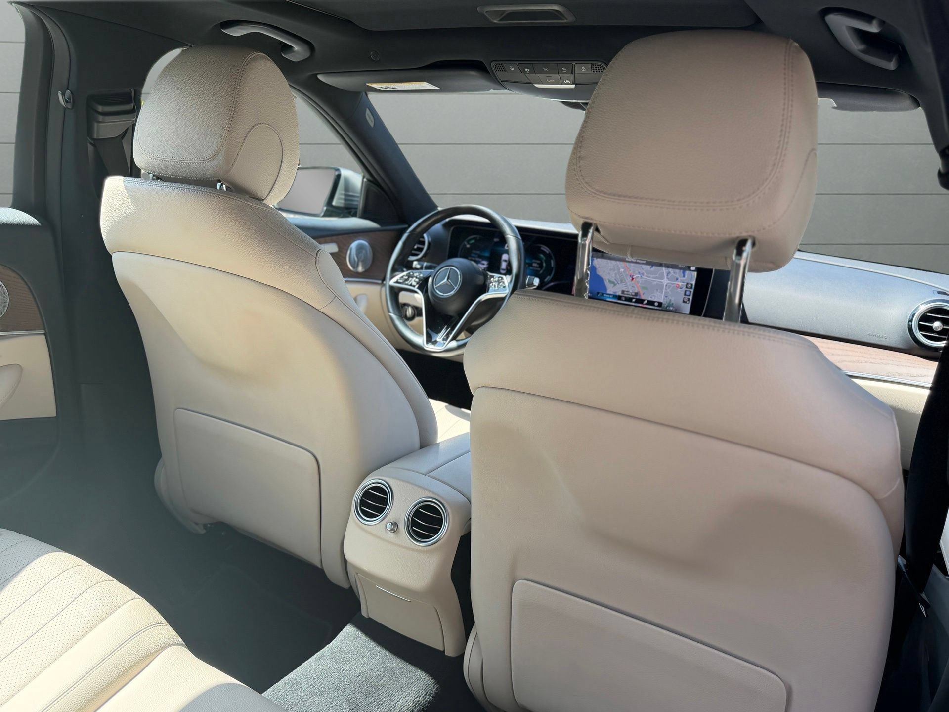 Used 2021 Mercedes-Benz E 350 Sedan image 29