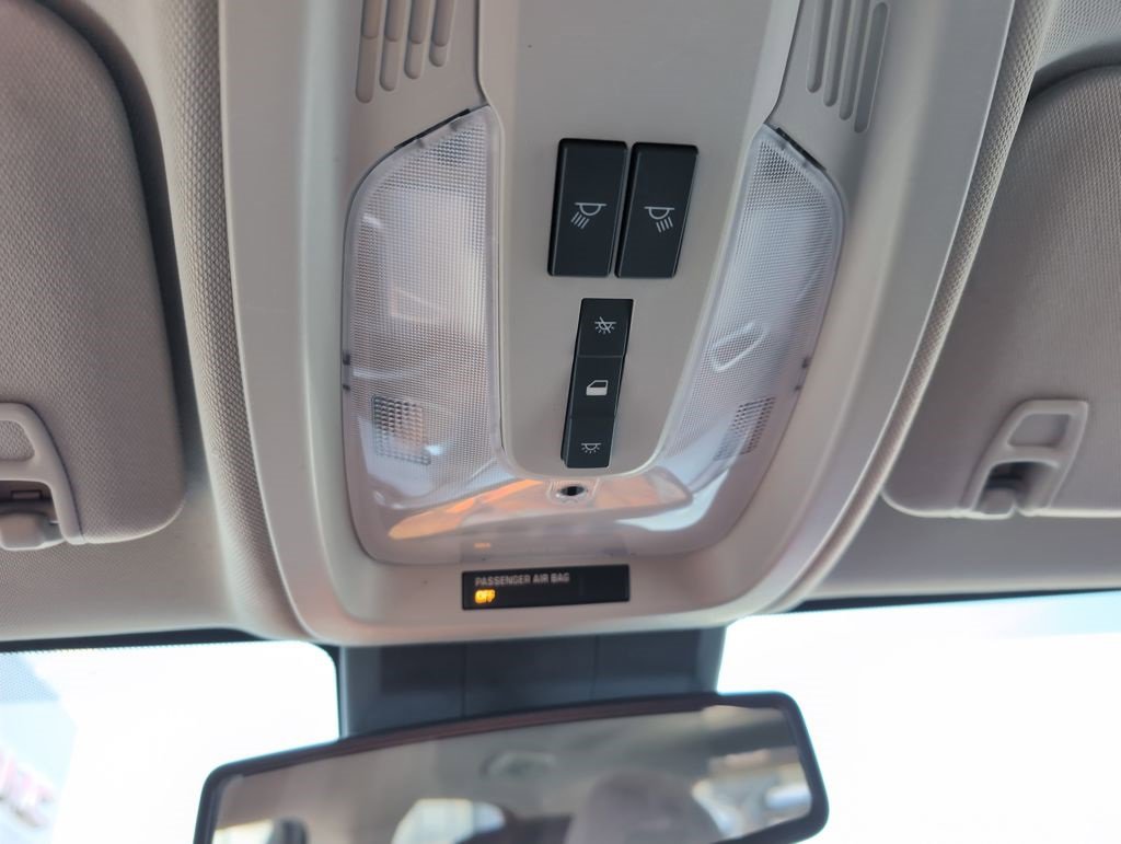 Used 2017 Chevrolet Equinox LT w/ Convenience Package image 20