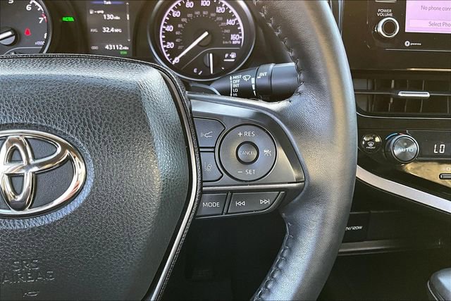 Used 2023 Toyota Camry SE w/ Convenience Package image 11