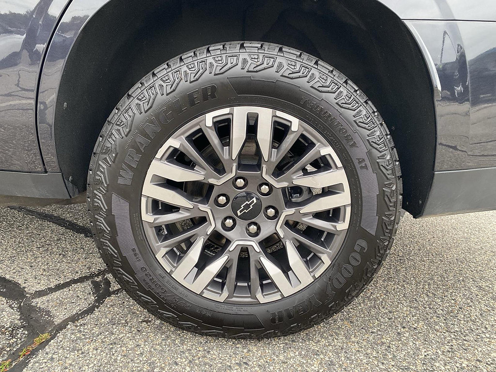 Certified 2025 Chevrolet Tahoe Z71 AWD/4WD image 11