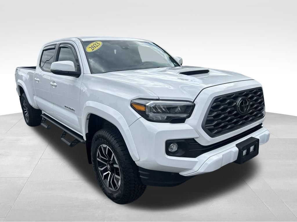 Certified 2023 Toyota Tacoma TRD Sport w/ Technology Package AWD/4WD image 7