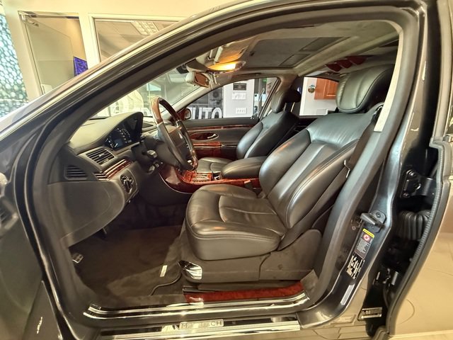 Used 2005 Maybach 57 RWD image 8