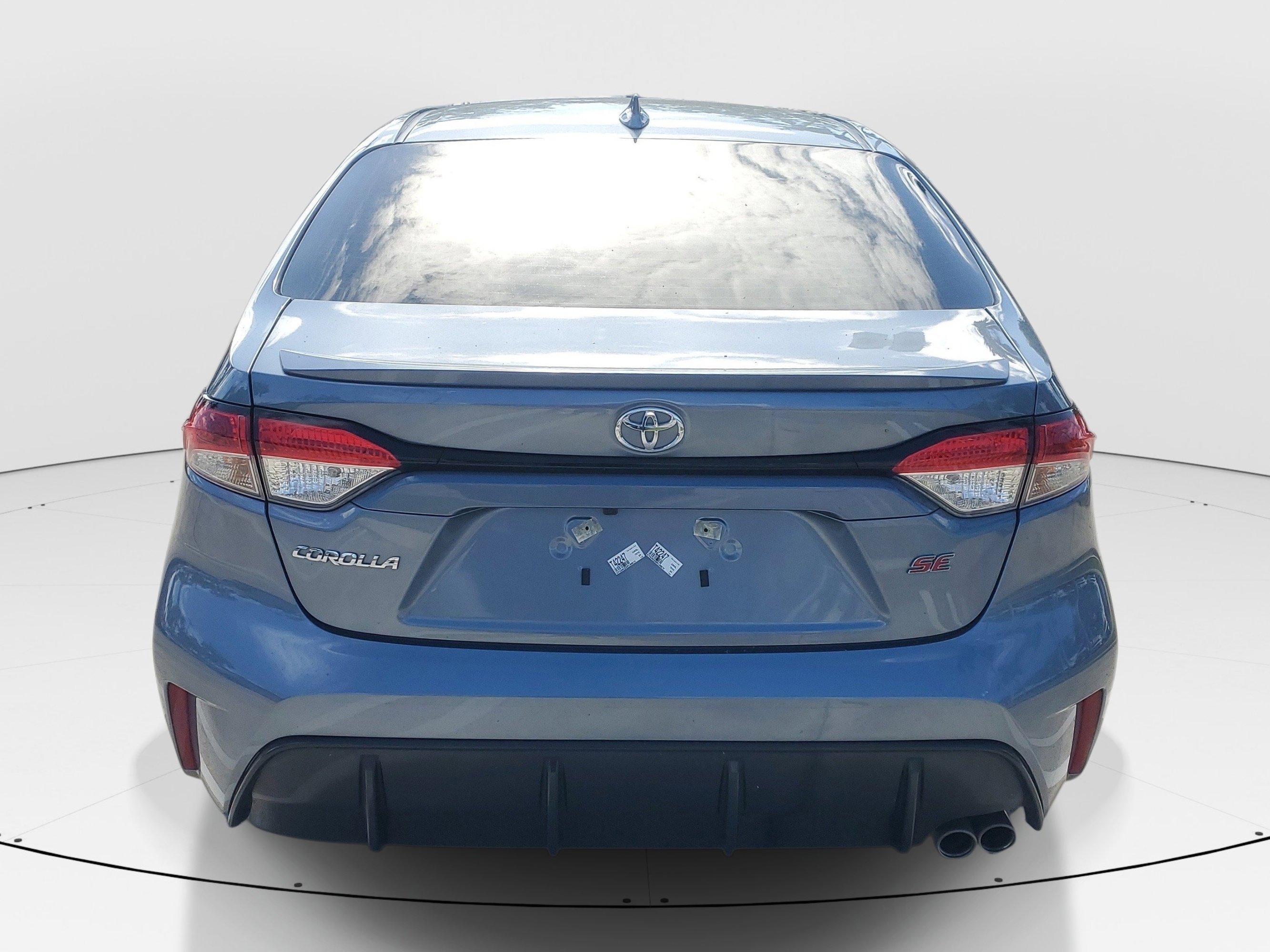 Certified 2024 Toyota Corolla SE FWD image 4