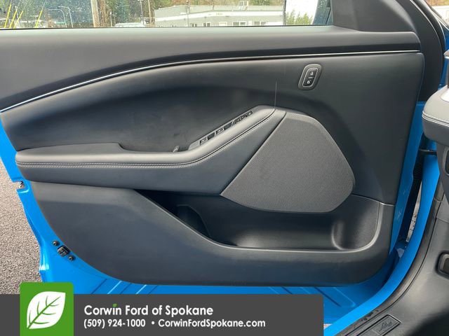 Used 2023 Ford Mustang Mach-E Select image 22
