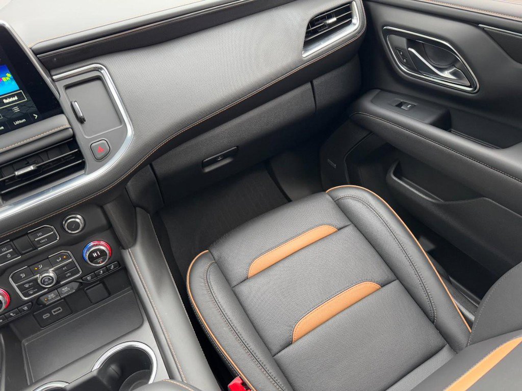 Used 2024 GMC Yukon AT4 w/ AT4 Premium Package image 16