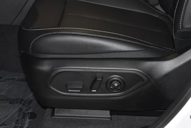 New 2025 Jeep Grand Cherokee L Limited w/ Trailer Tow Package image 11