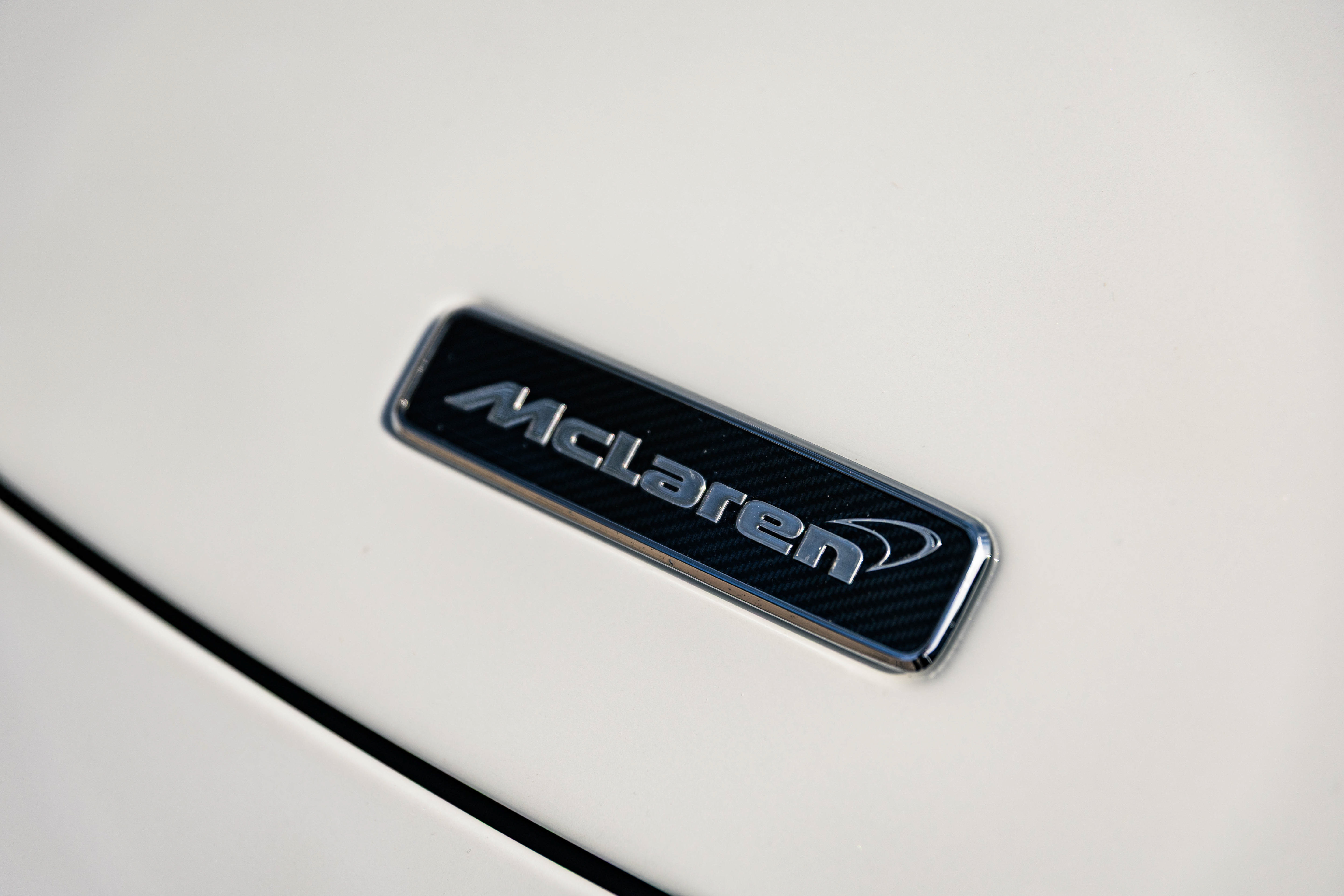 Used 2016 McLaren 675LT Spider RWD image 46