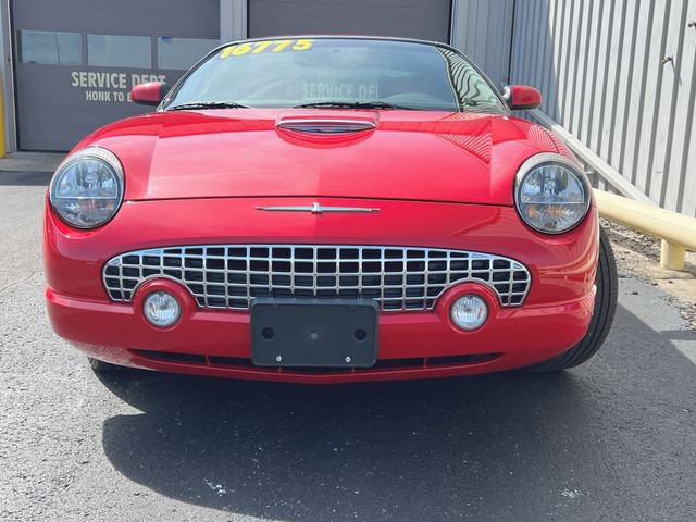 Used 2002 Ford Thunderbird image 3