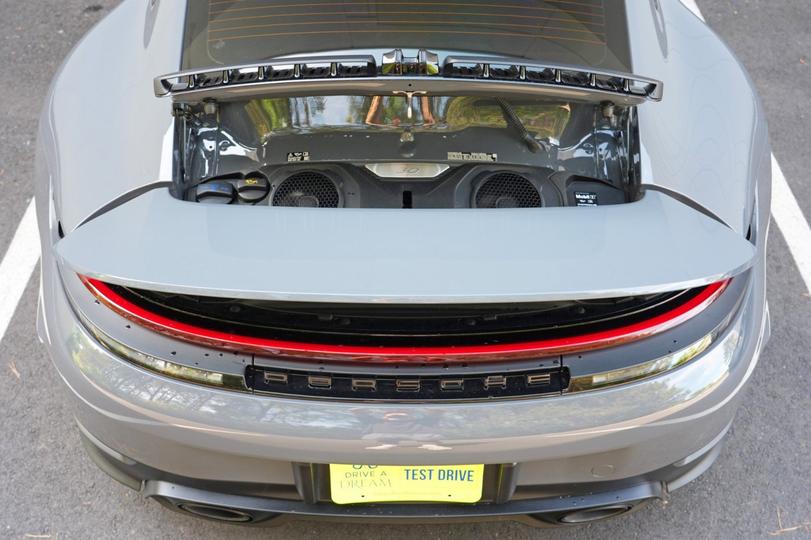 Used 2025 Porsche 911 Carrera w/ Premium Package RWD image 51