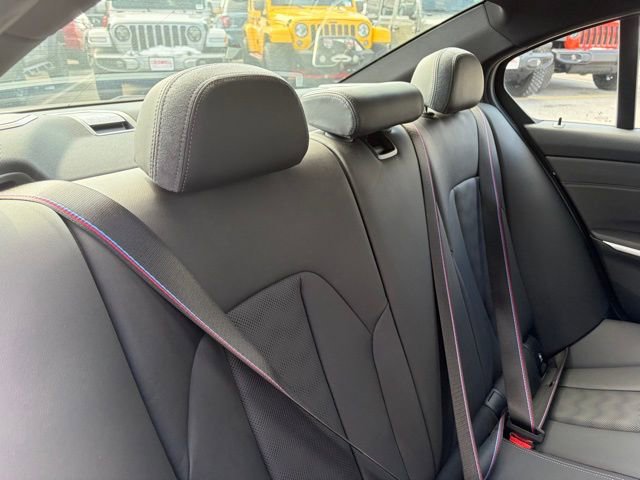 Used 2025 BMW M3 image 33