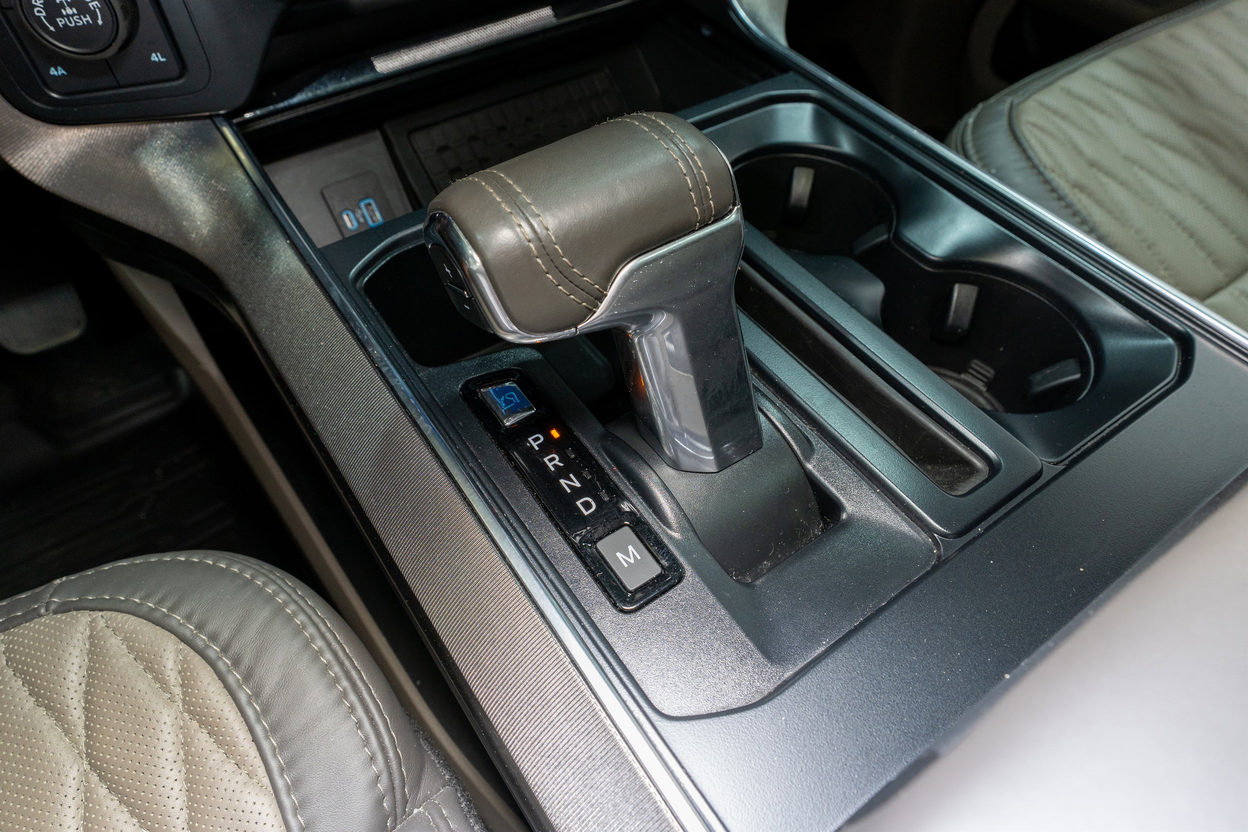 Used 2024 Ford F150 Platinum w/ Equipment Group 703A Plus image 36