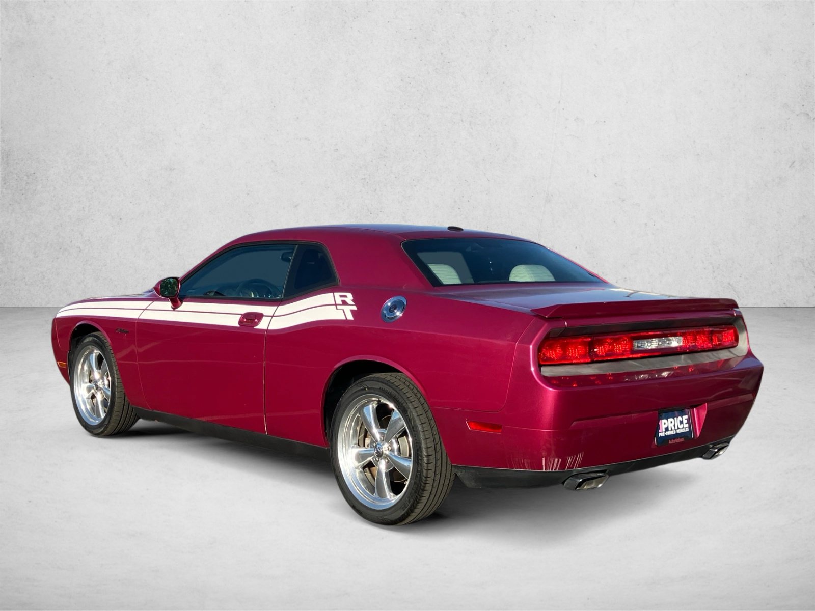 Used 2010 Dodge Challenger R/T RWD image 7