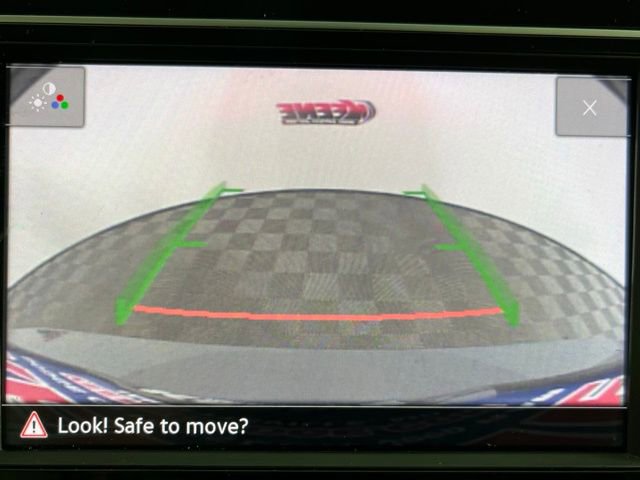 Used 2022 Volkswagen Tiguan S image 11