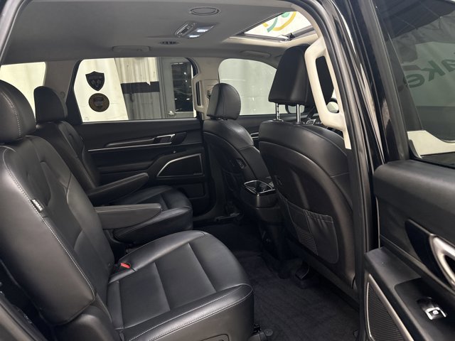 Certified 2025 Kia Telluride S image 36