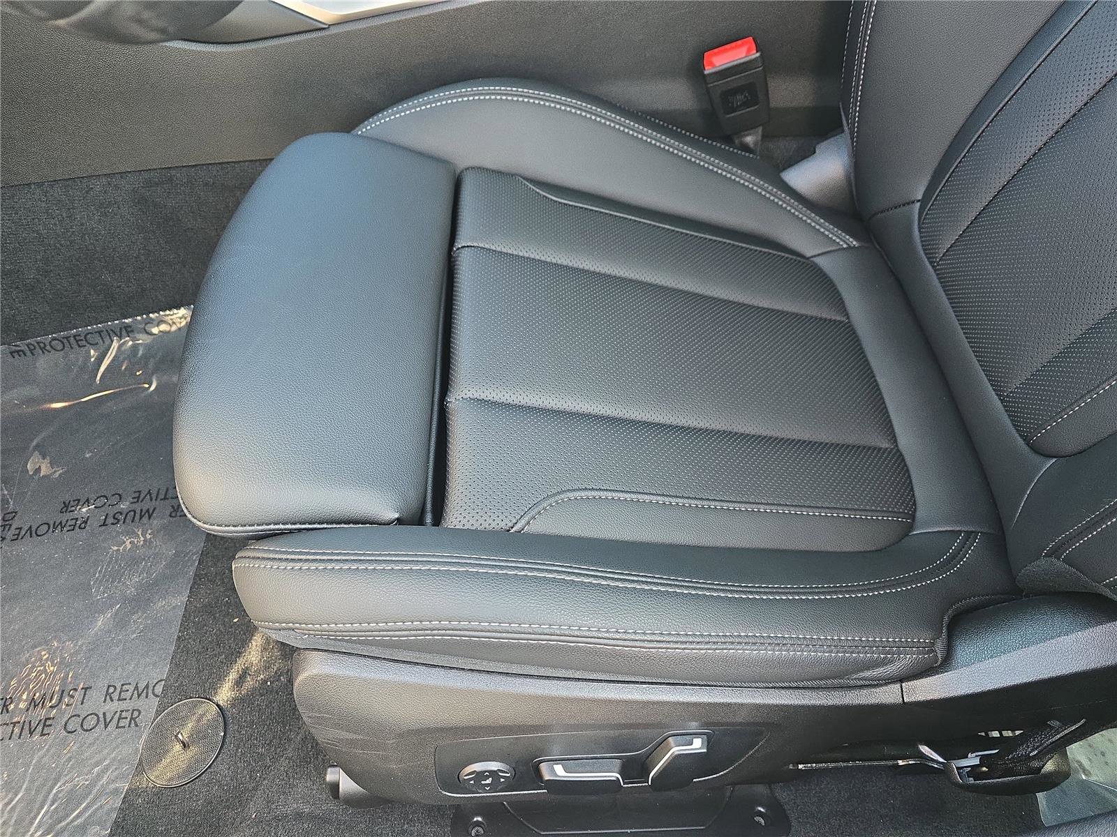 Used 2025 BMW 330i Sedan RWD image 15