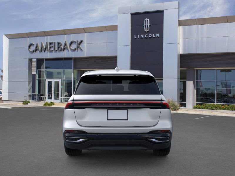 New 2026 Lincoln Nautilus Premier image 5