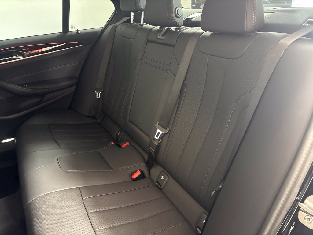 Certified 2023 BMW 530i w/ Convenience Package RWD image 27