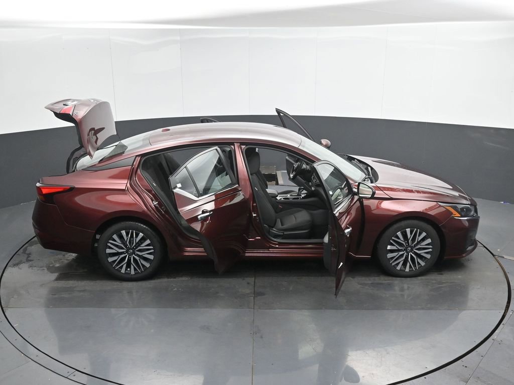 Used 2023 Nissan Altima 2.5 SV image 54