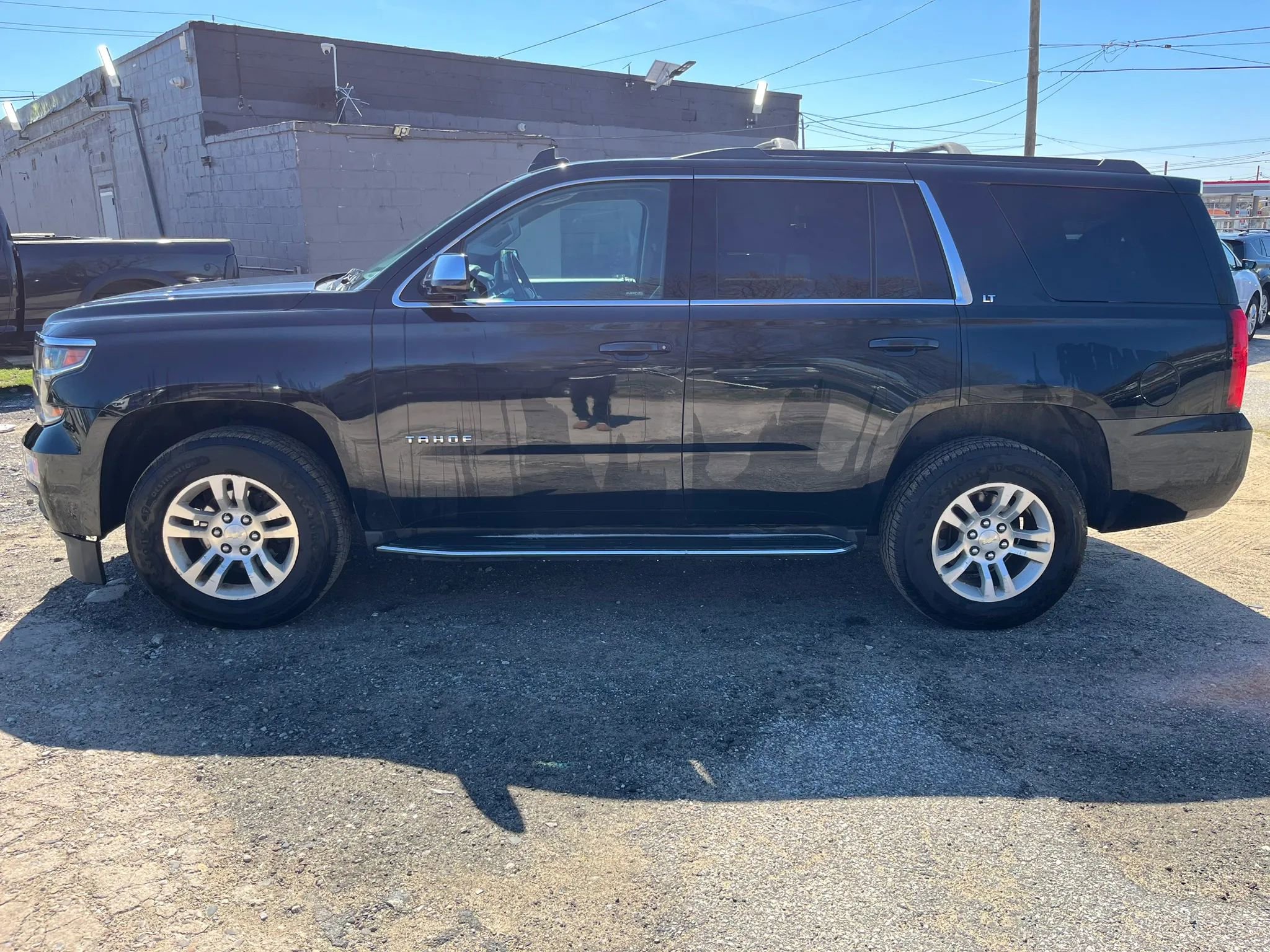 Used 2017 Chevrolet Tahoe LT image 5