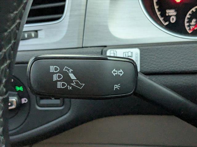Used 2015 Volkswagen Golf TDI SE image 6