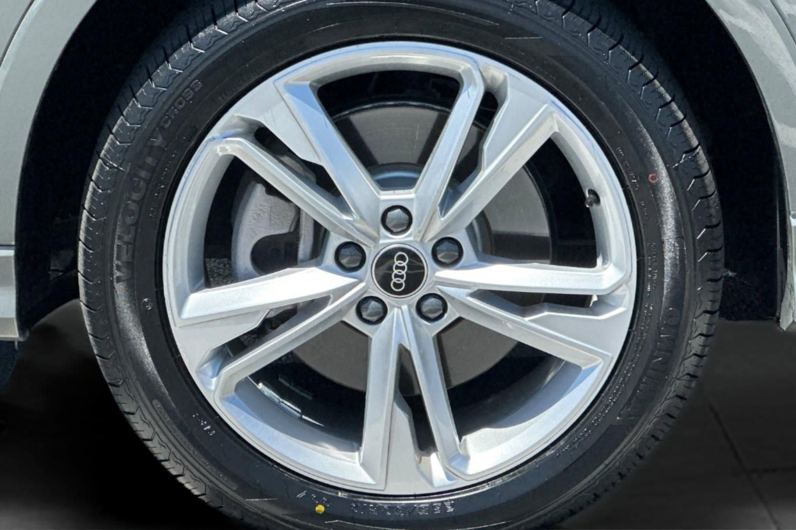 Used 2022 Audi Q3 2.0T Premium Plus w/ Premium Plus Package image 34