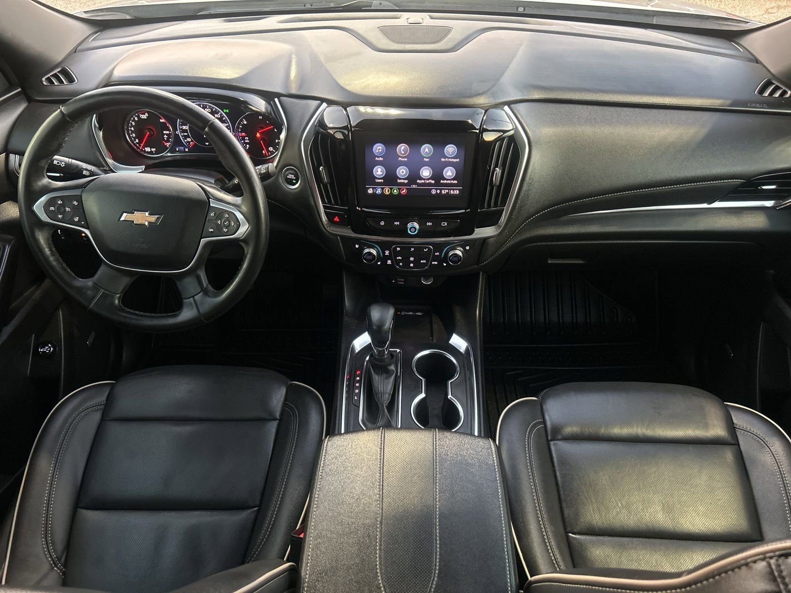 Used 2023 Chevrolet Traverse Premier w/ LPO, Cargo Package image 17