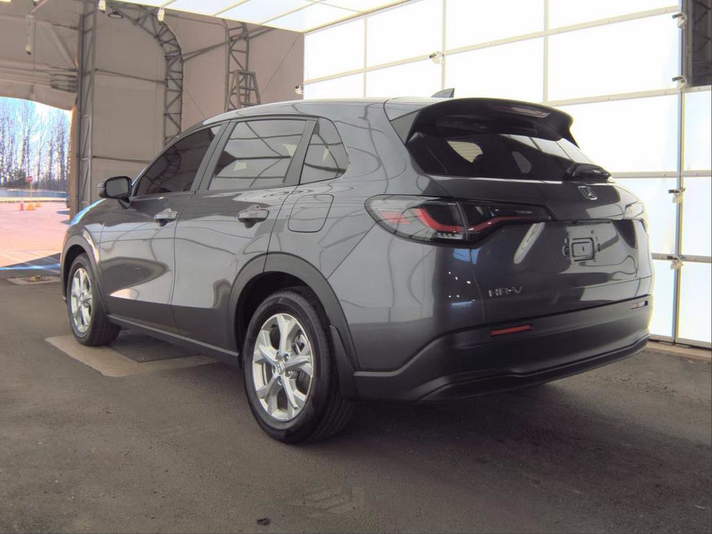 Used 2025 Honda HR-V LX image 4