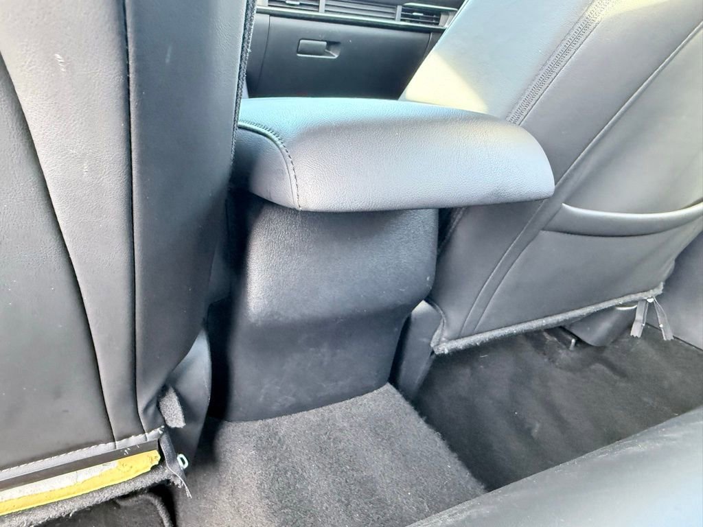 Used 2023 MAZDA MAZDA3 s image 27