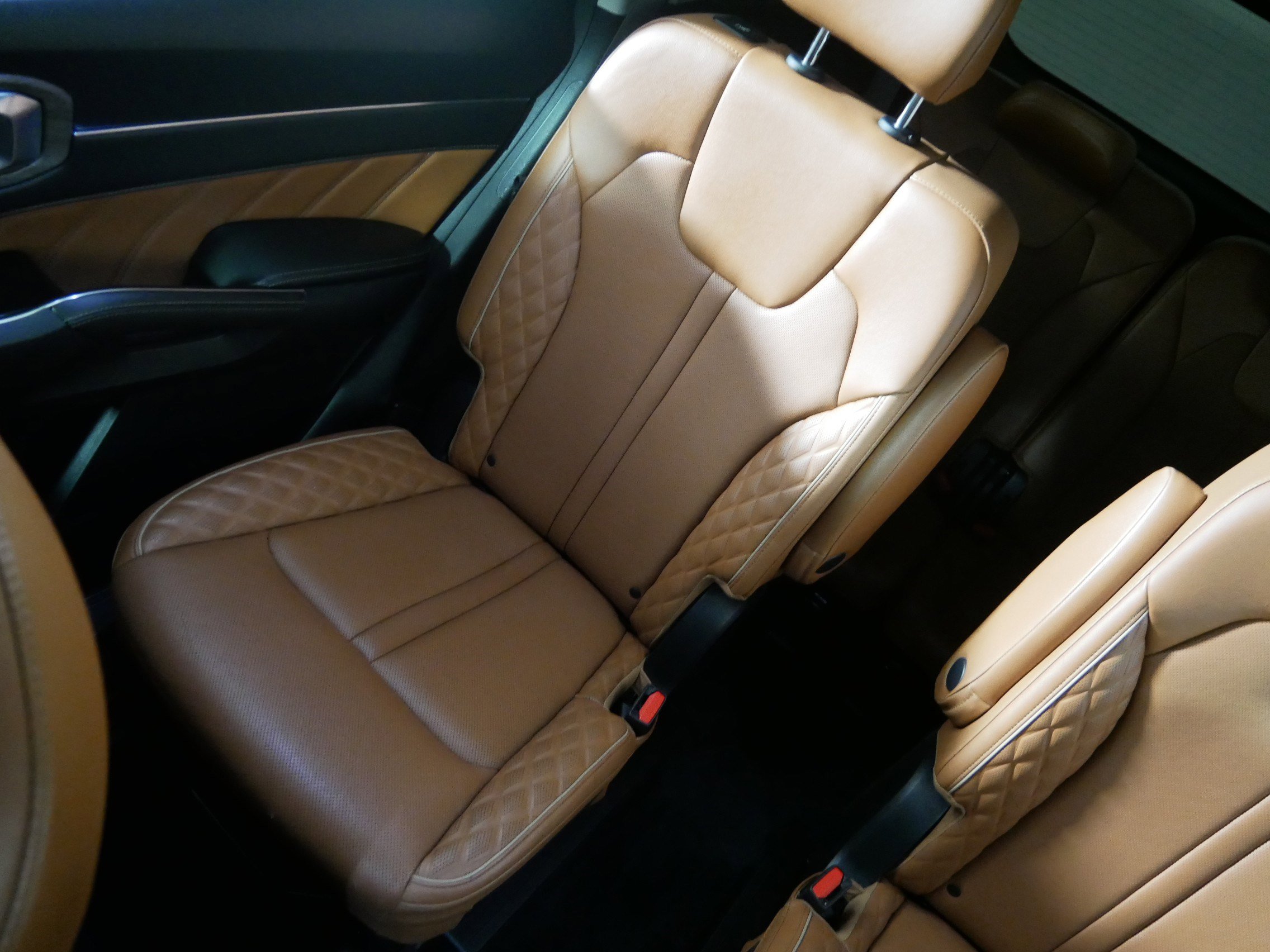 Used 2022 Kia Sorento SX Prestige w/ Rust Color Package image 12