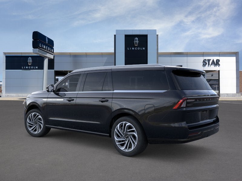 New 2026 Lincoln Navigator L Reserve AWD/4WD image 4