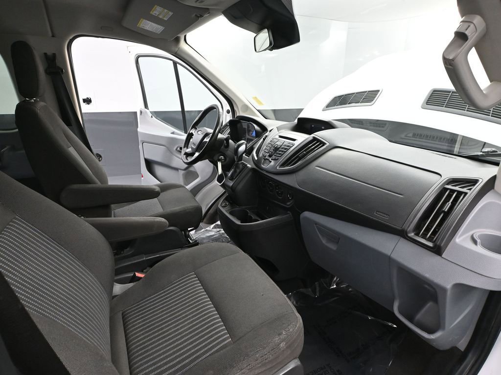 Used 2017 Ford Transit 350 XLT image 47