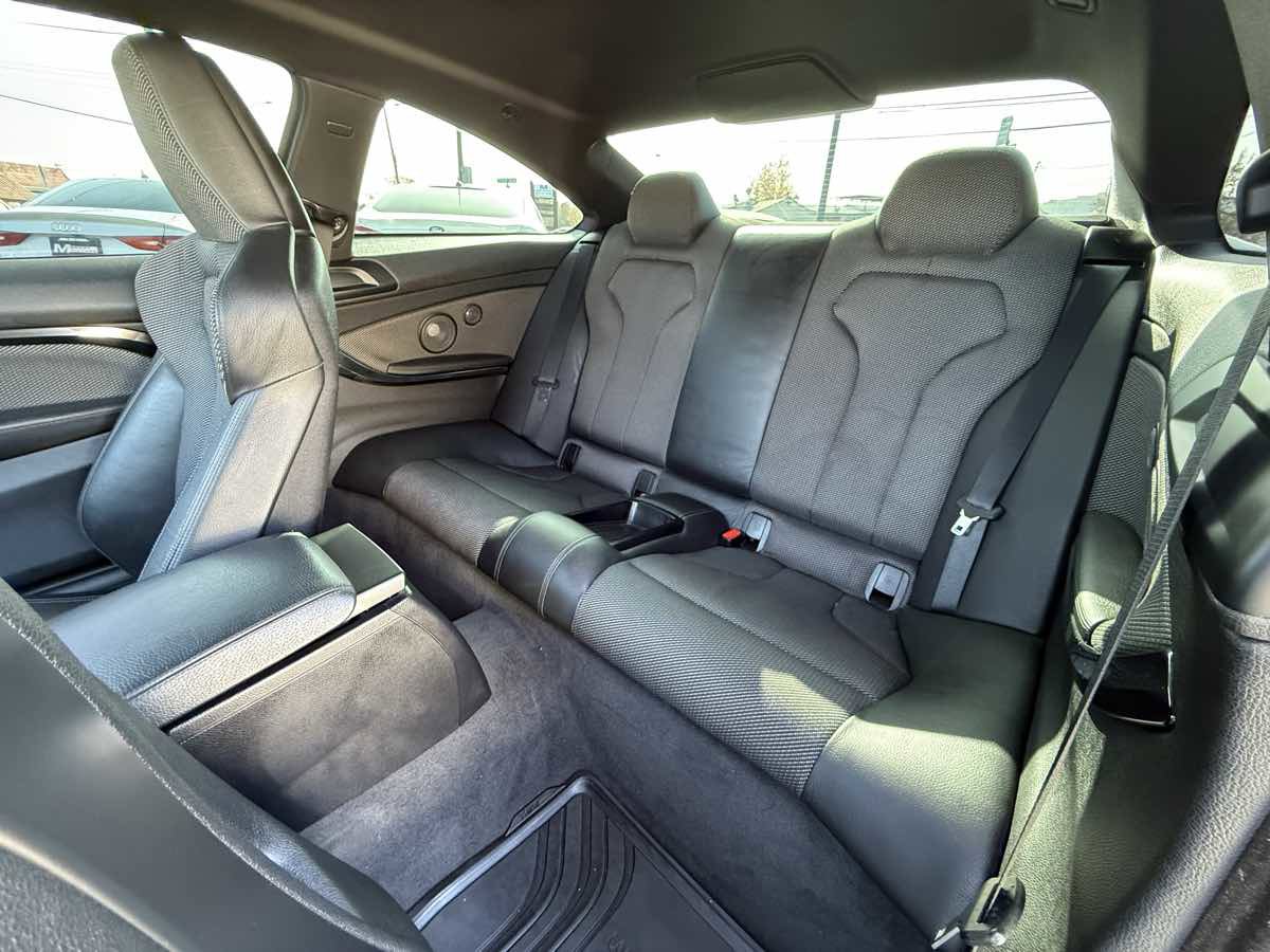 Used 2016 BMW M4 Coupe image 5