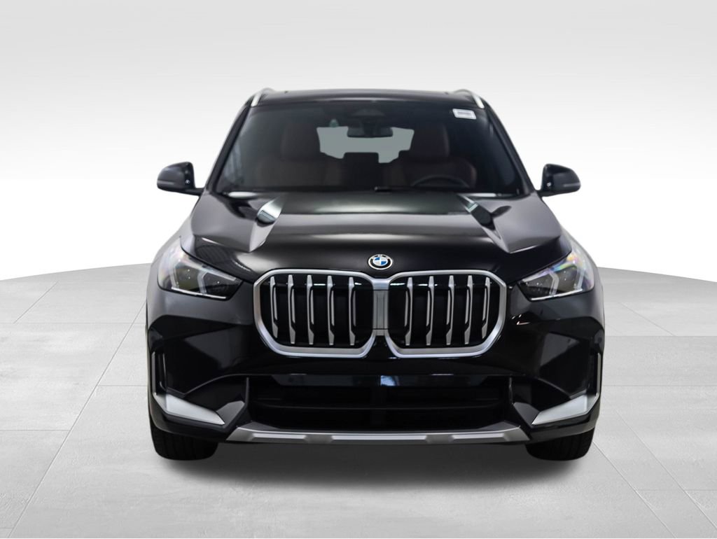 Used 2026 BMW X1 xDrive28i image 9