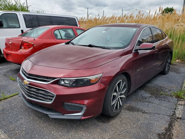 Used 2016 Chevrolet Malibu LT w/ Leather Package FWD image 2