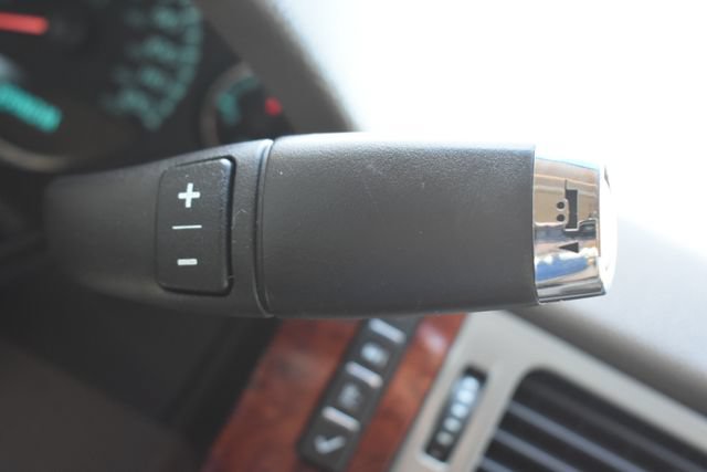 Used 2009 Chevrolet Tahoe LTZ AWD/4WD image 27