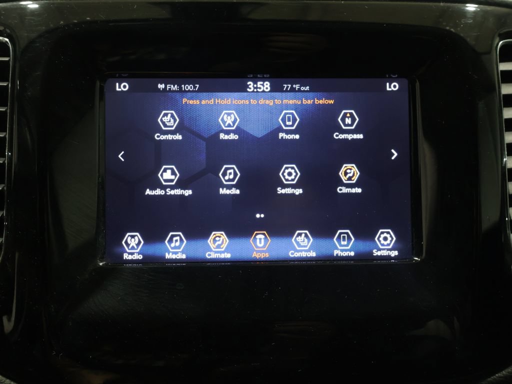 Used 2019 Jeep Compass Latitude AWD/4WD image 32