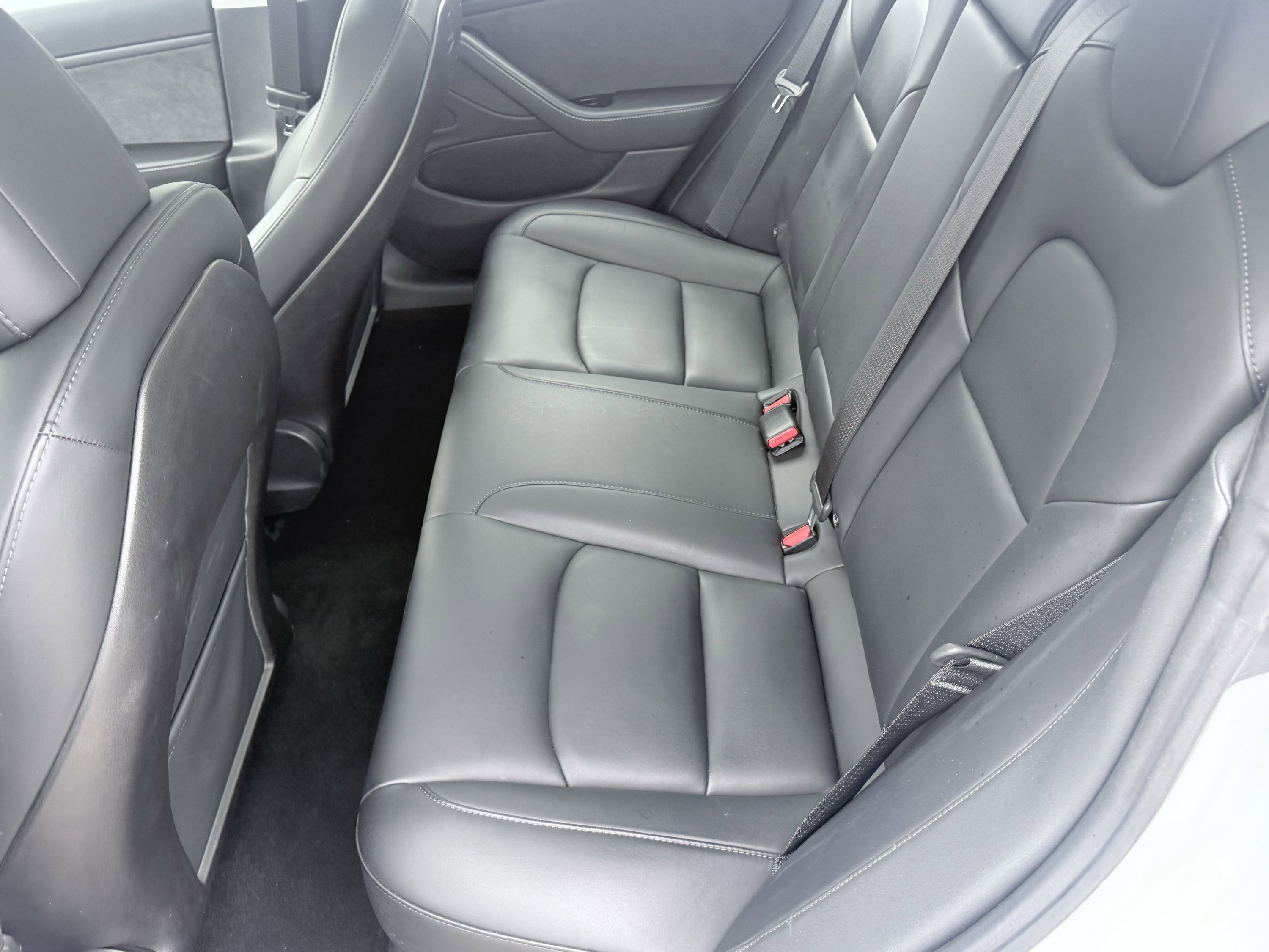 Used 2018 Tesla Model 3 Mid Range image 31