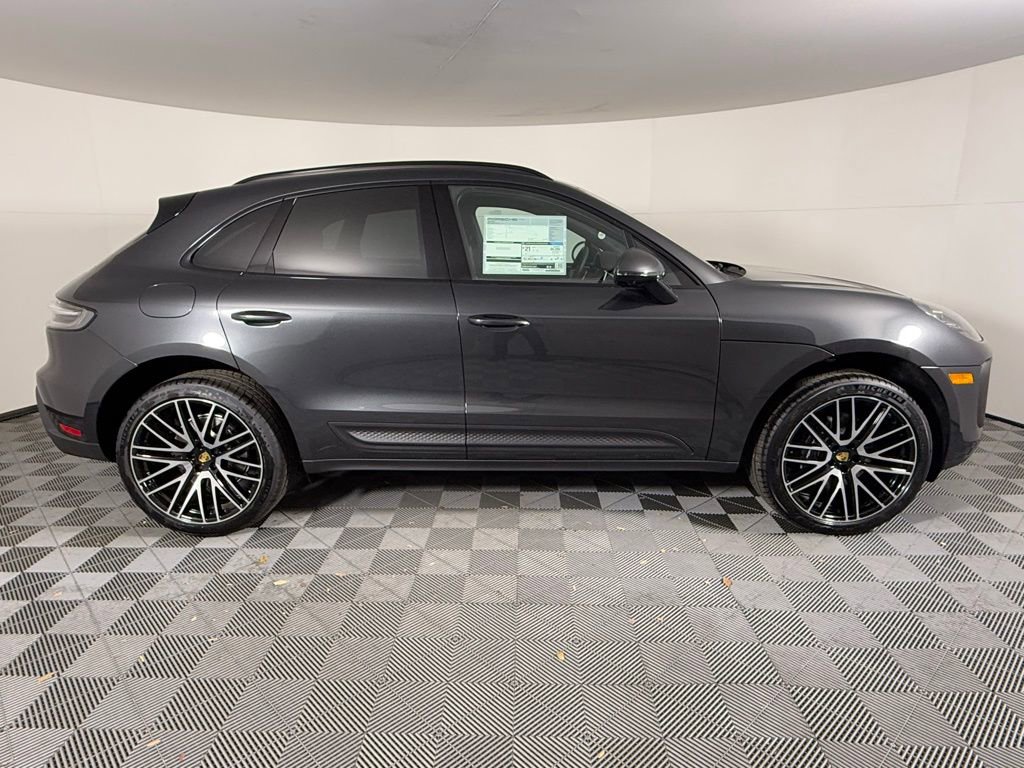 New 2026 Porsche Macan image 8