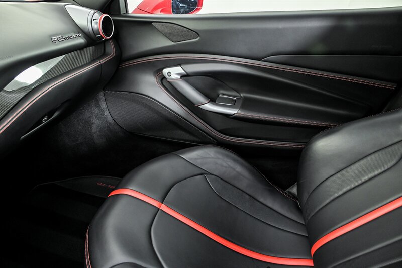 Used 2022 Ferrari F8 Tributo RWD image 37