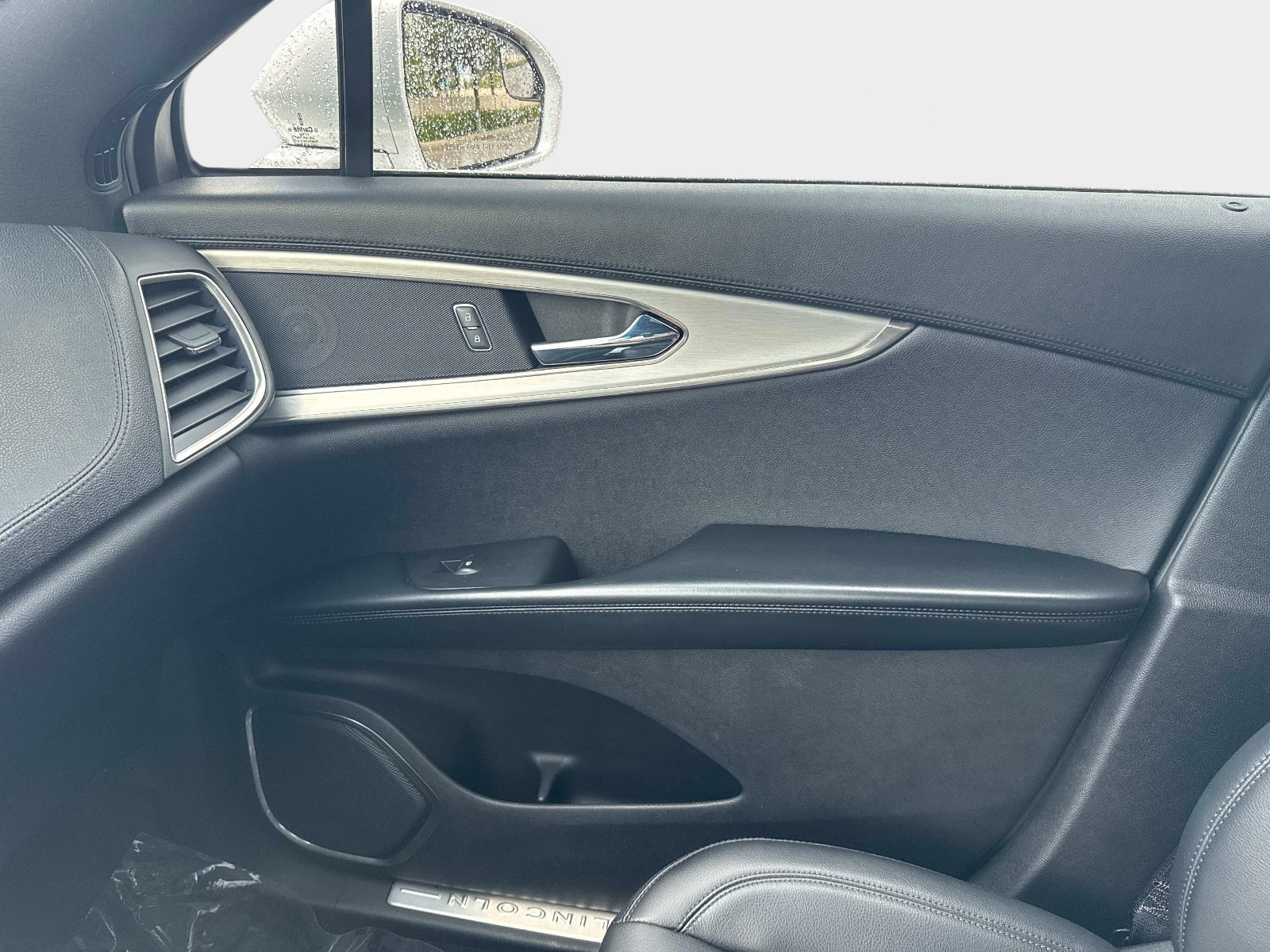 Used 2016 Lincoln MKX Premiere FWD image 20