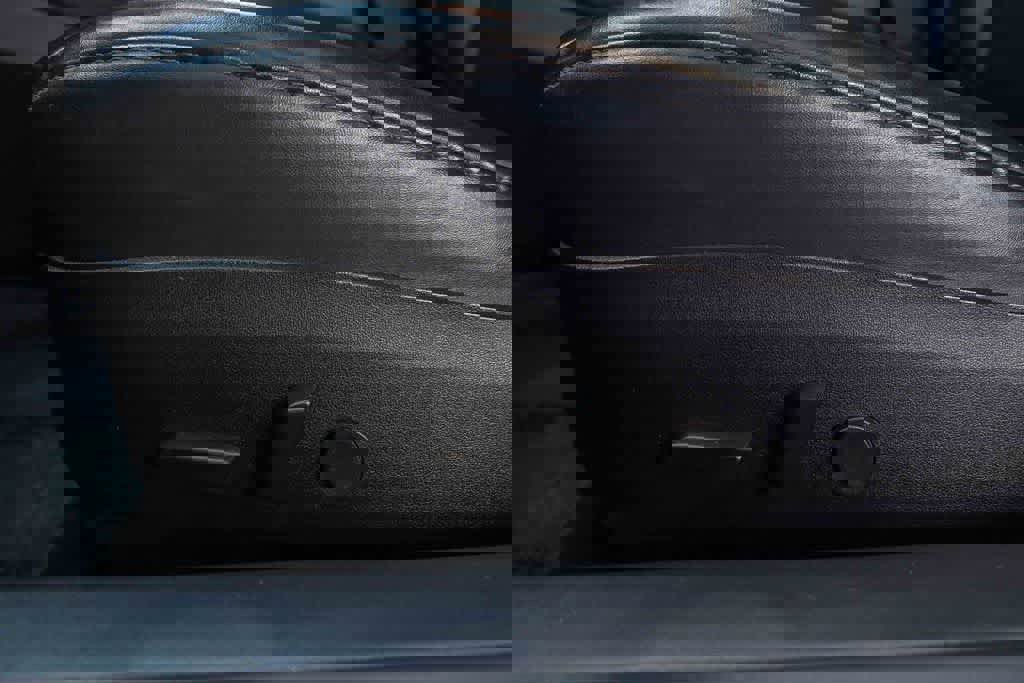 Used 2018 Tesla Model 3 Long Range image 21