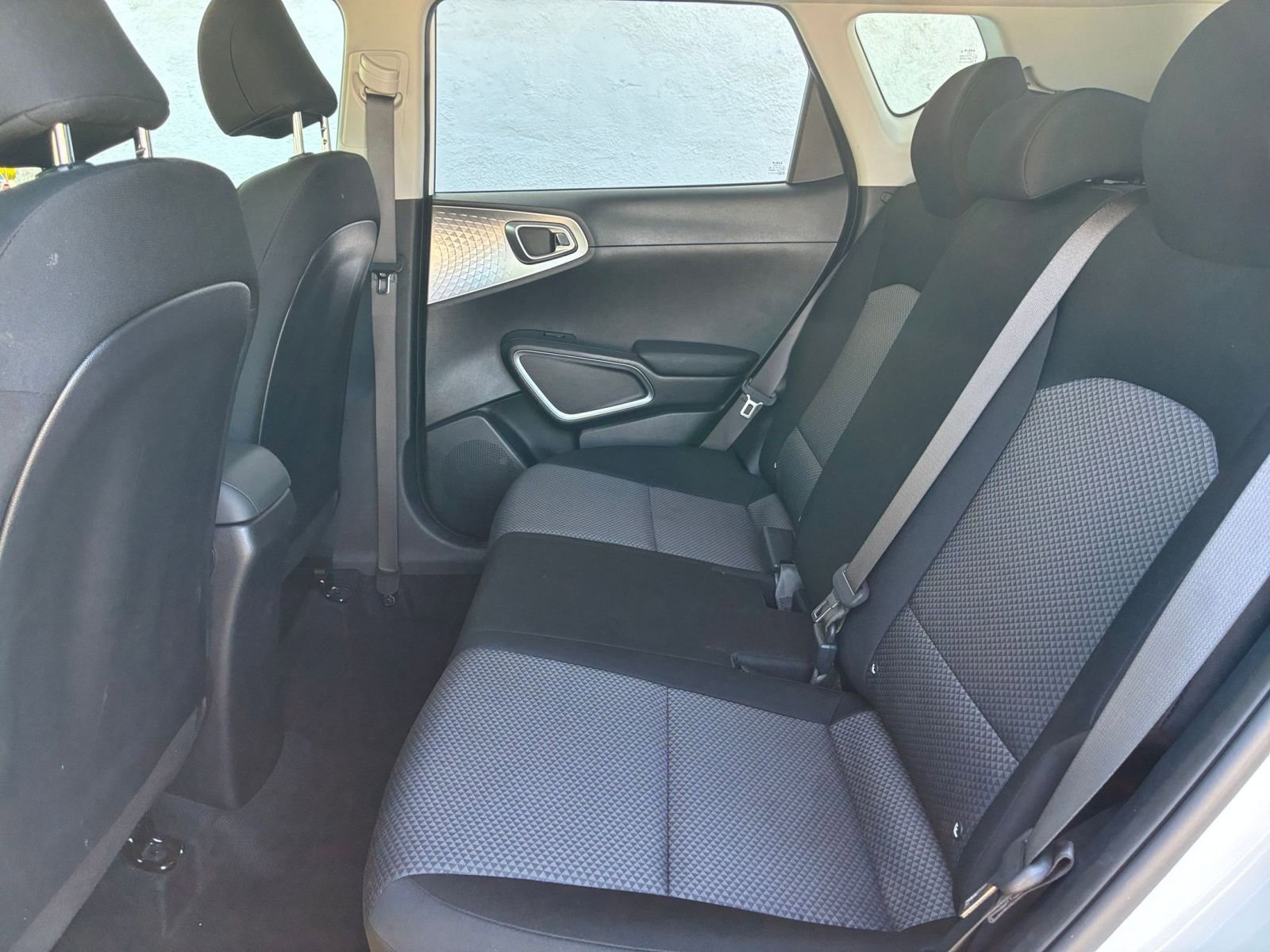 Used 2025 Kia Soul LX w/ LX Technology Package image 23