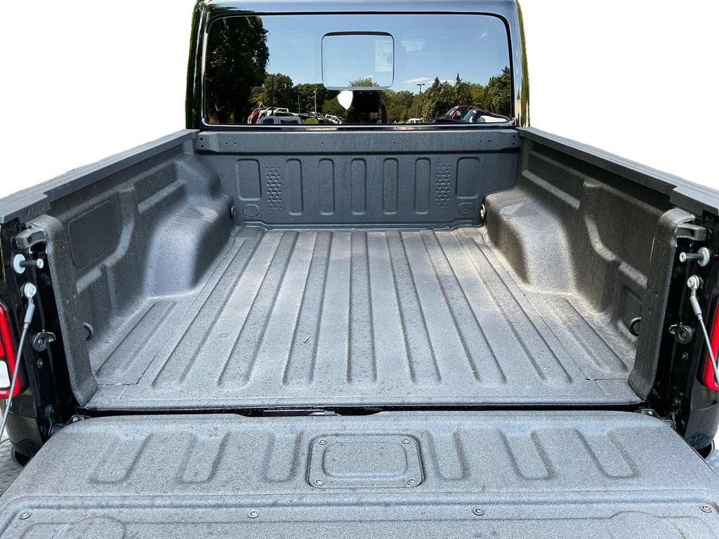 New 2025 Jeep Gladiator Sport AWD/4WD image 28
