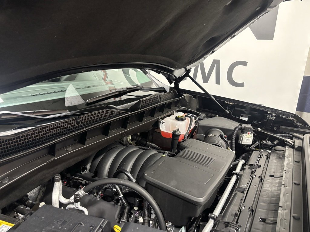 New 2025 GMC Sierra 1500 SLT w/ SLT Premium Plus Package image 6