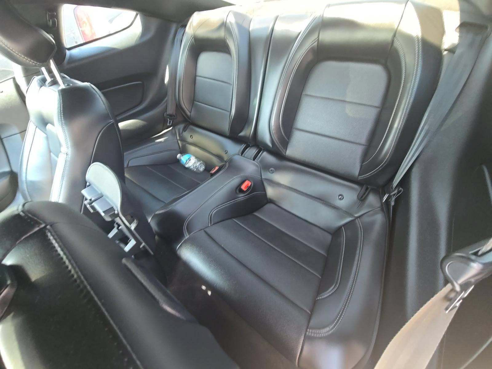 Used 2020 Ford Mustang GT Premium w/ GT Performance Package RWD image 28