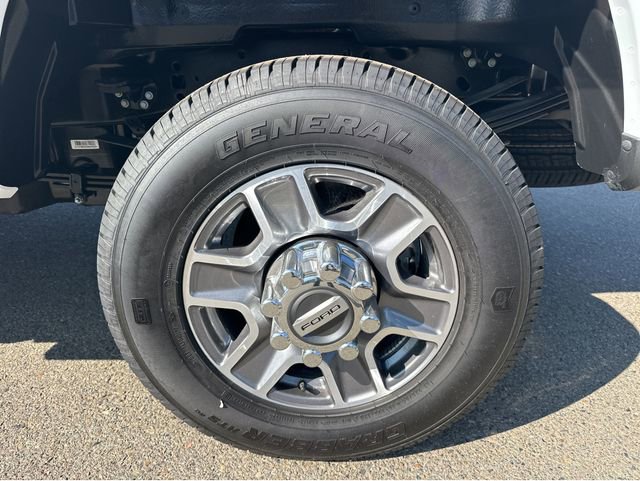 New 2025 Ford F350 XLT image 21