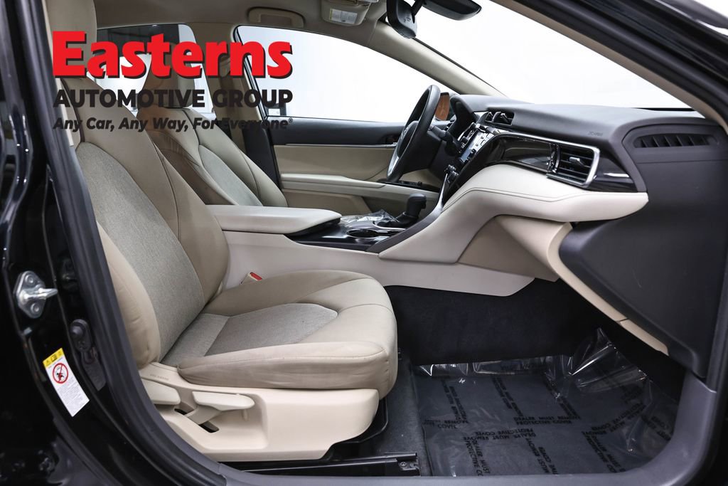 Used 2019 Toyota Camry LE w/ Convenience Package FWD image 24