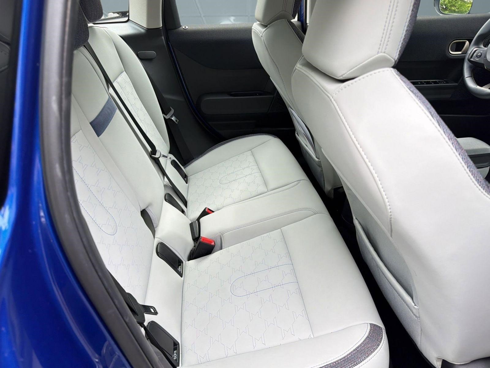 Certified 2025 MINI Cooper S FWD image 28