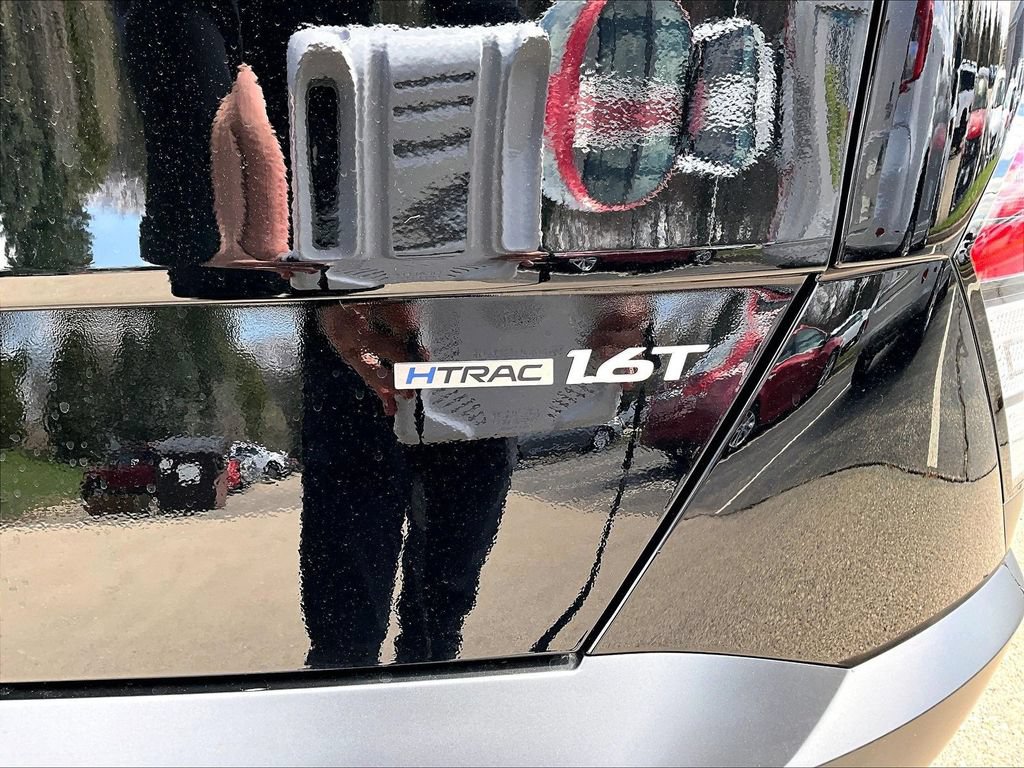 New 2026 Hyundai Kona SEL Premium AWD/4WD image 11